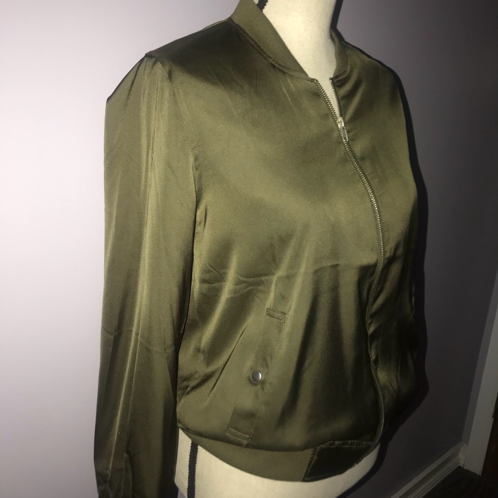 Jacket - Picture 2 of 4